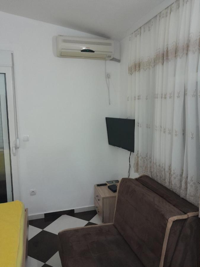 Apartments Neda Сутоморе Экстерьер фото